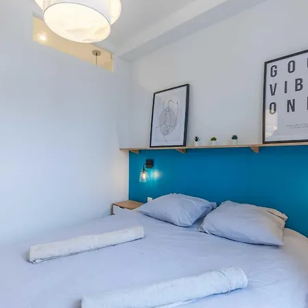 2-bedroom With Balcony Near Hippodrome Appartement Deauville