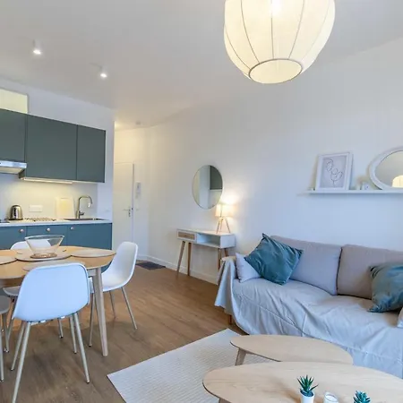 Appartement 2-bedroom With Balcony Near Hippodrome Deauville